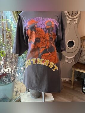 OutKast Vintage Style Hip Hop Rap Graphic T-Shirt Artist Merch XXL NWOT